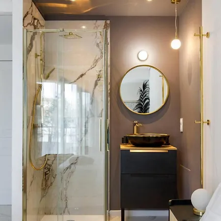 Luxury - Carre D'or - 2 Beds Apartment *